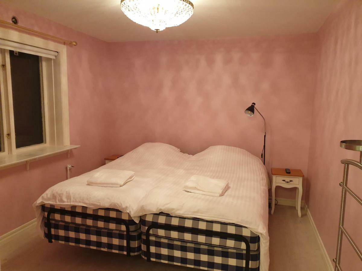Ett Hus Med 3 Sovrum Med Supersnabba Internet Fiberanslutningen 1000Mb-100Mb I Hoeg, 7 Minuter Fran Hudiksvall Extérieur photo